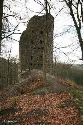 Ruine des großen Turmes der Burg Waldenburg